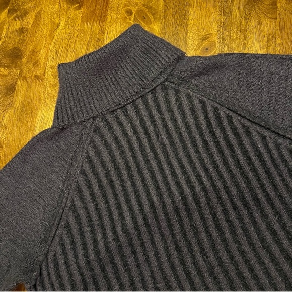 Free People Big City Turtleneck Sweater L Charcoal Soft Cozy Fall Winter Classic - Picture 4 of 13